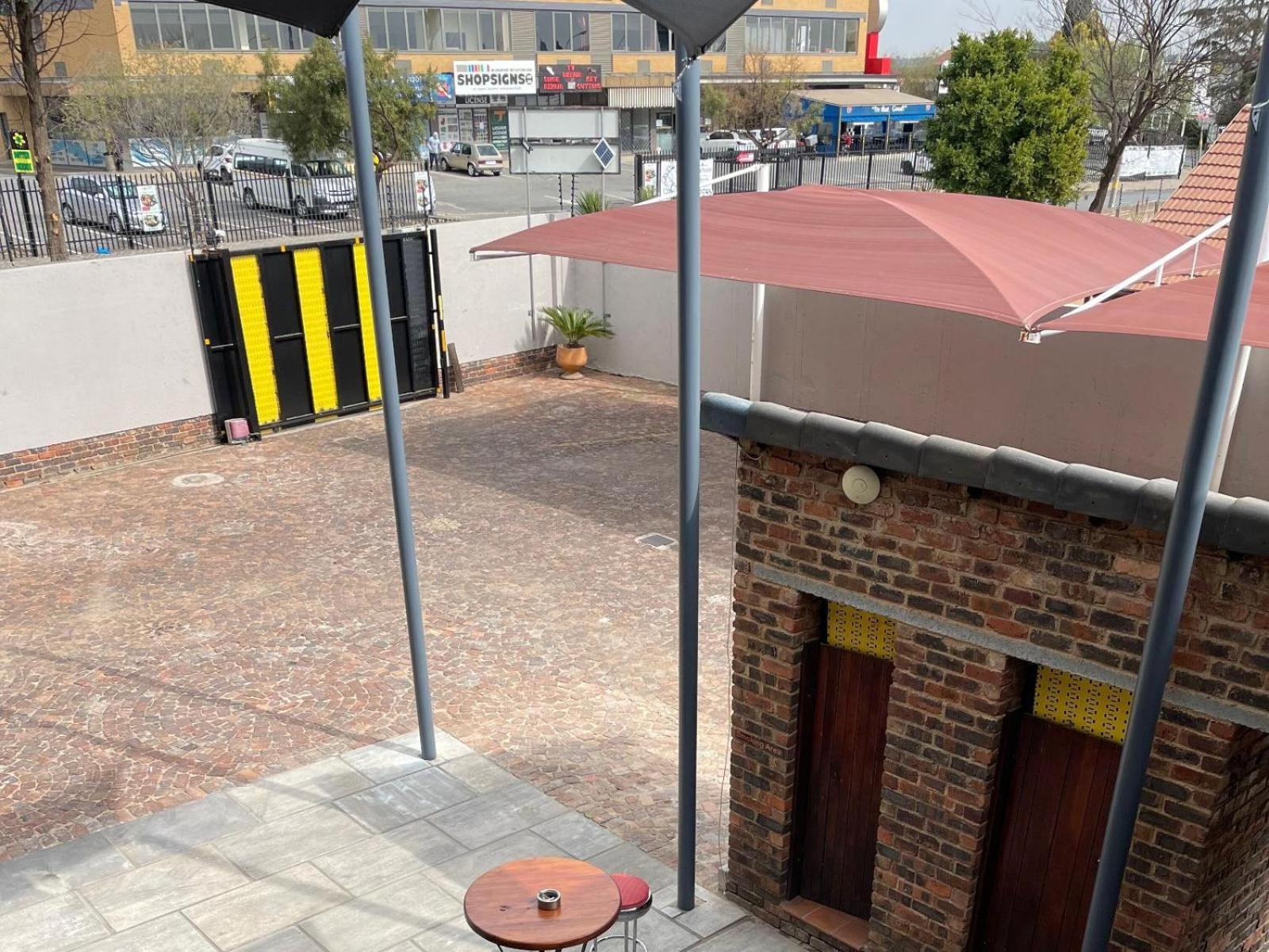 Africa Footprints Lodge Kempton Park Exterior foto